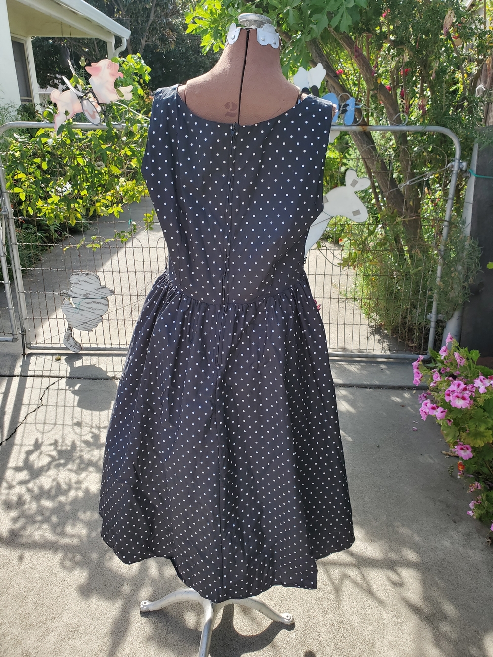 Black Polka Dot Sleeveless Casual Dress with Red Rose Accents - Picture 5 of 6